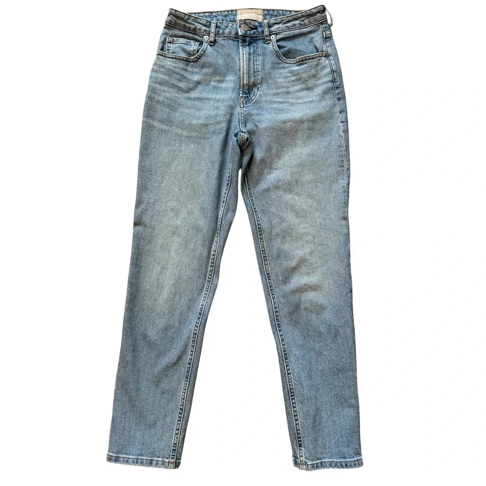 Everlane The Curvy Cheeky Straight Leg Jeans Light Wash High Rise Denim Size 28R